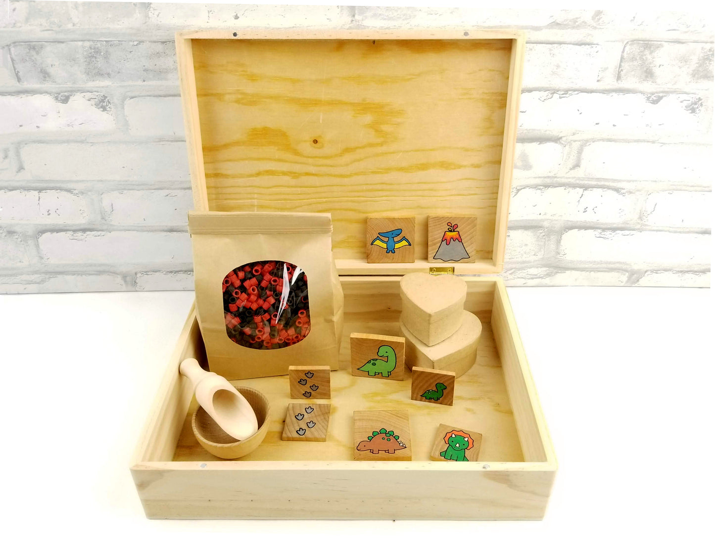 I heart Dinos sensory box kit - Wonder's Journey