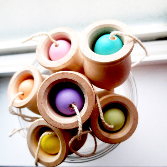 Ball and cup - Wonder's Journey