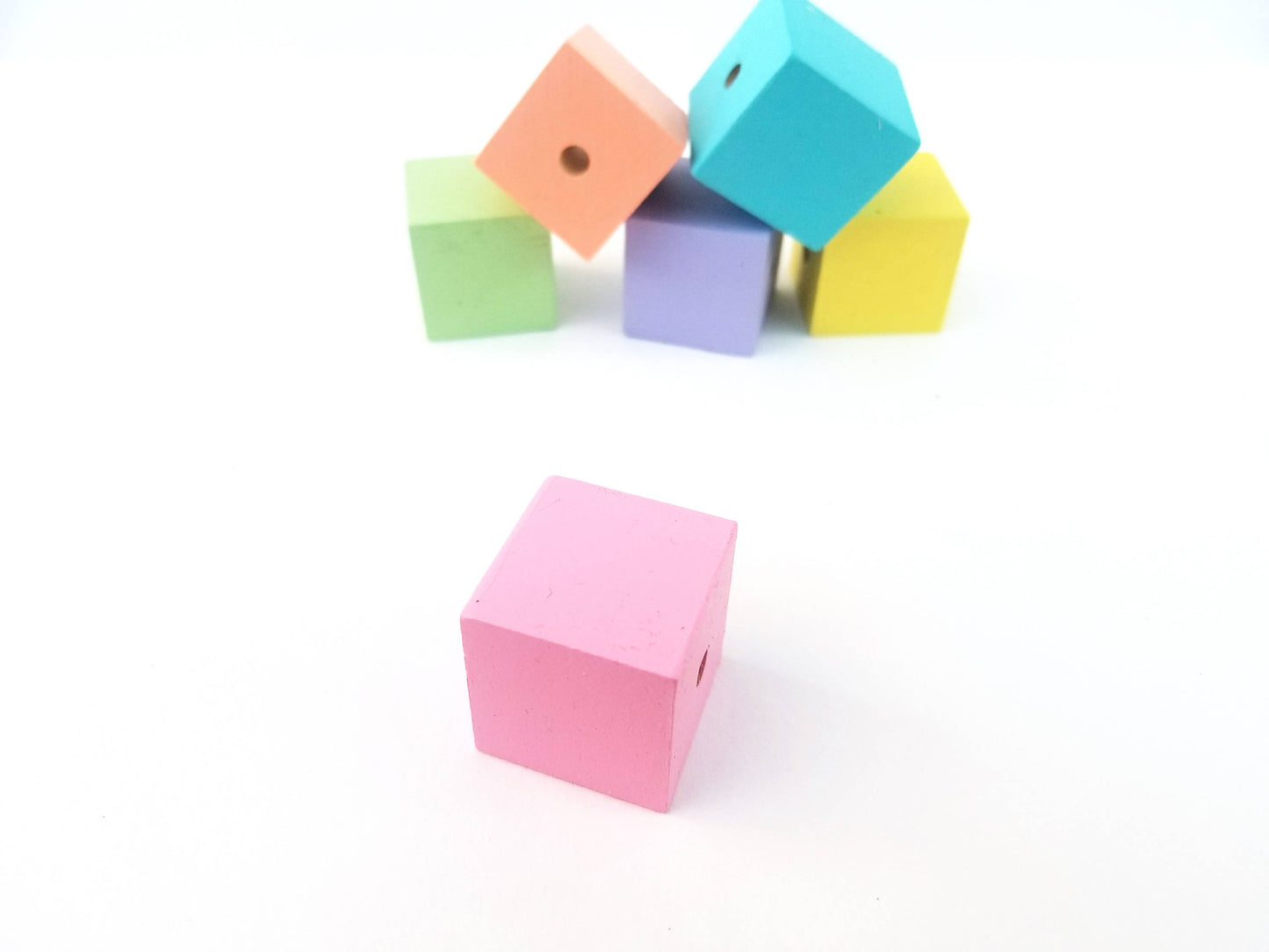 Pastel wooden lacing beads - Wonder's Journey