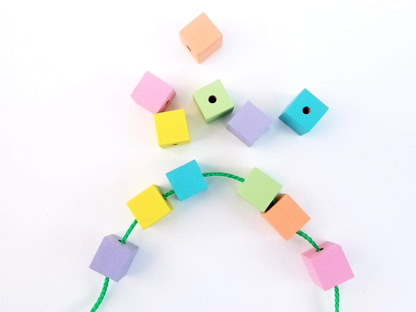 Small pastel lacing beads - Wonder's Journey
