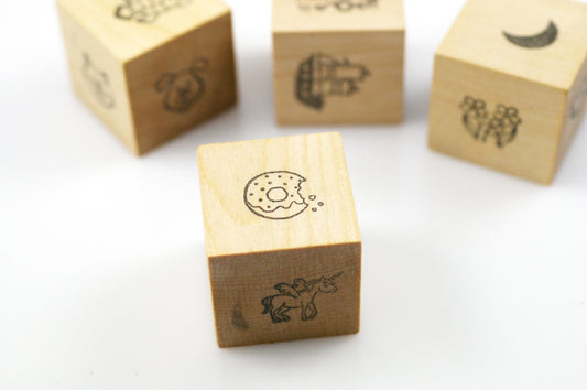 Story telling cubes - Wonder's Journey