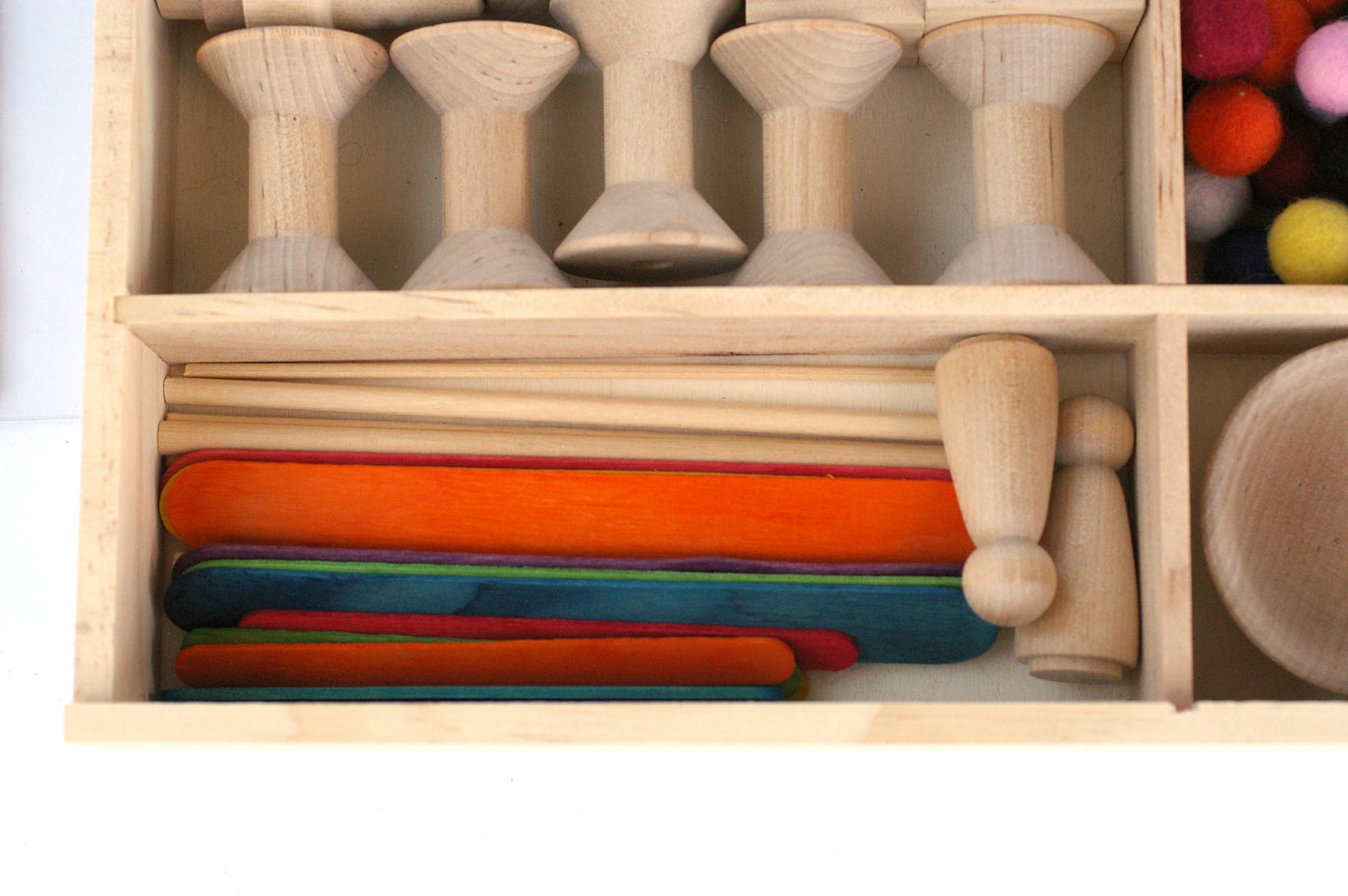 Loose parts divided tray with lid - Wonder's Journey