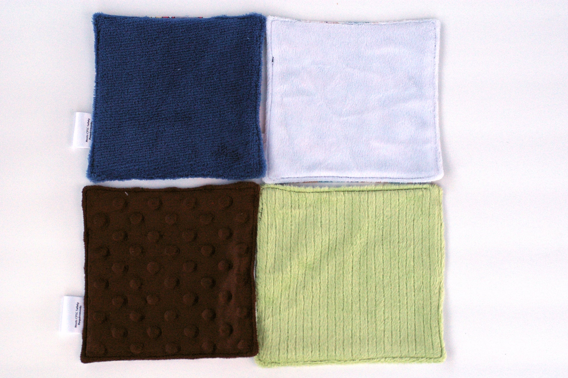 Beginner loose parts divided tray with lid - Wonder's Journey