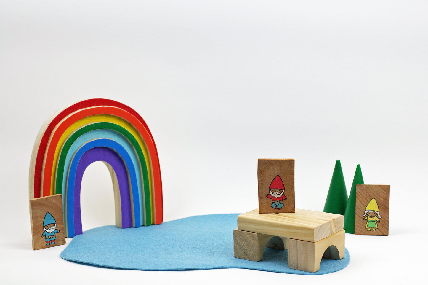 Forest Friends felt play mat set - Wonder's Journey