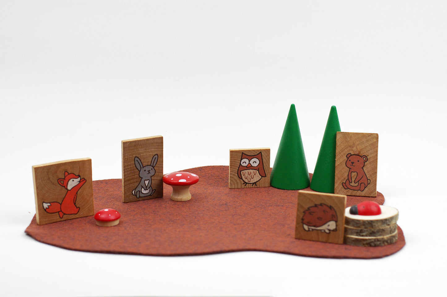 Forest Friends felt play mat set - Wonder's Journey