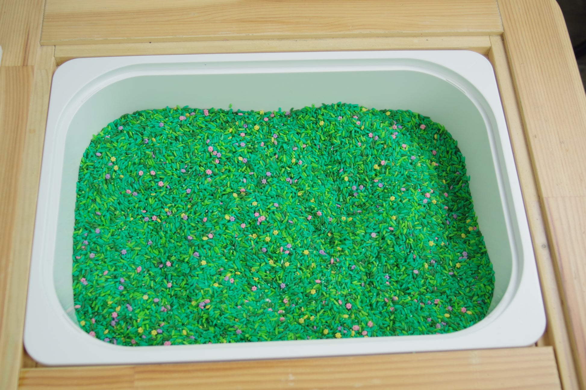 Spring ABC Sensory Bin Filler - Wonder's Journey