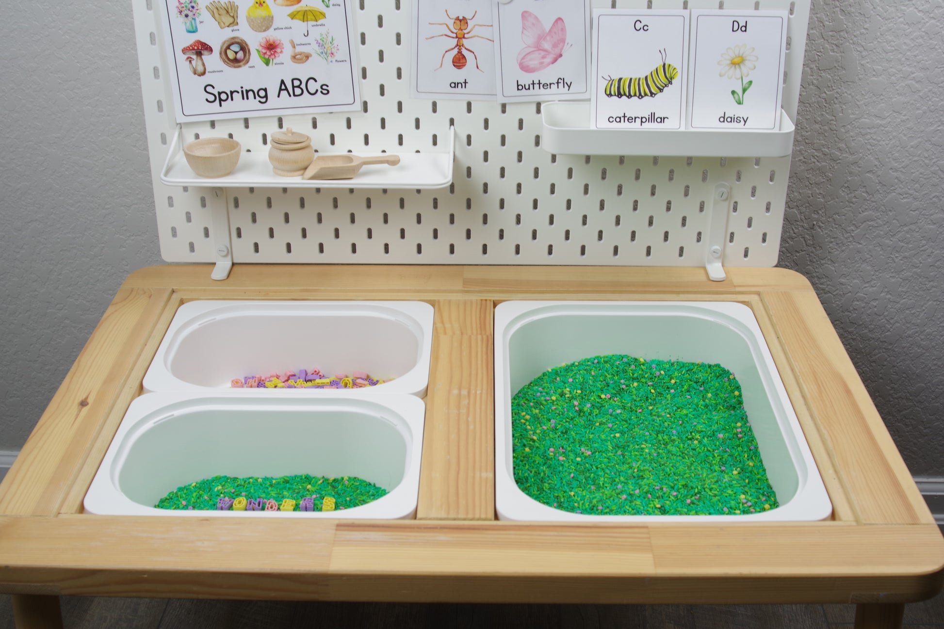 Spring ABC Sensory Bin Filler - Wonder's Journey