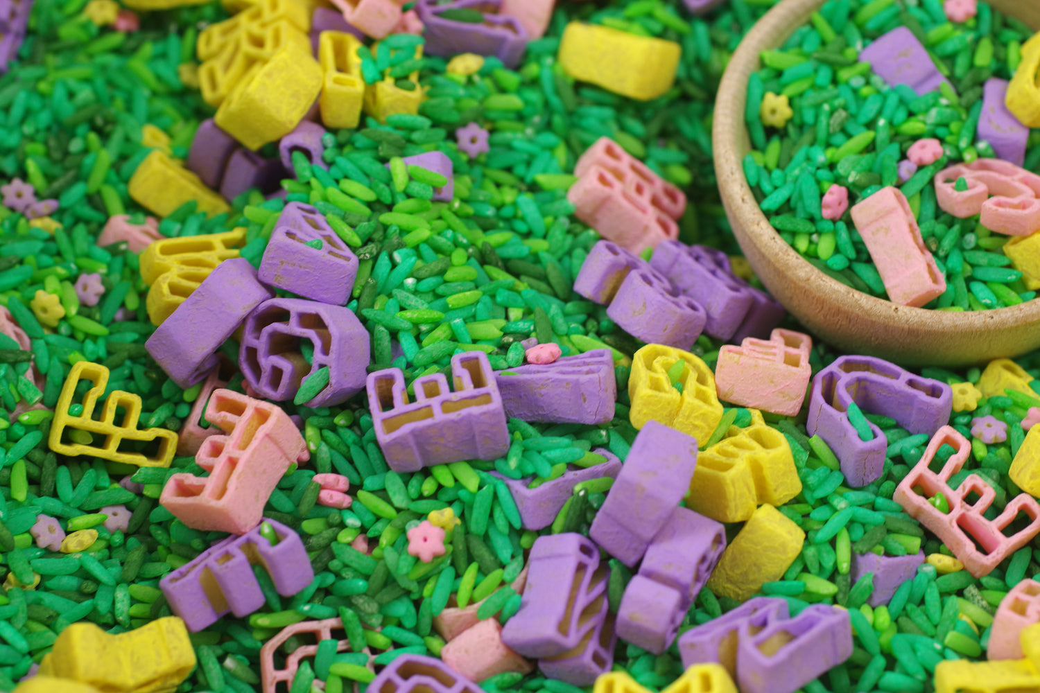 Spring ABC Sensory Bin Filler - Wonder's Journey