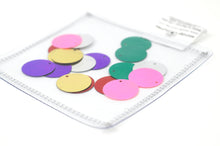Load image into Gallery viewer, Clear sensory pouch with round sequins - Wonder&#39;s Journey
