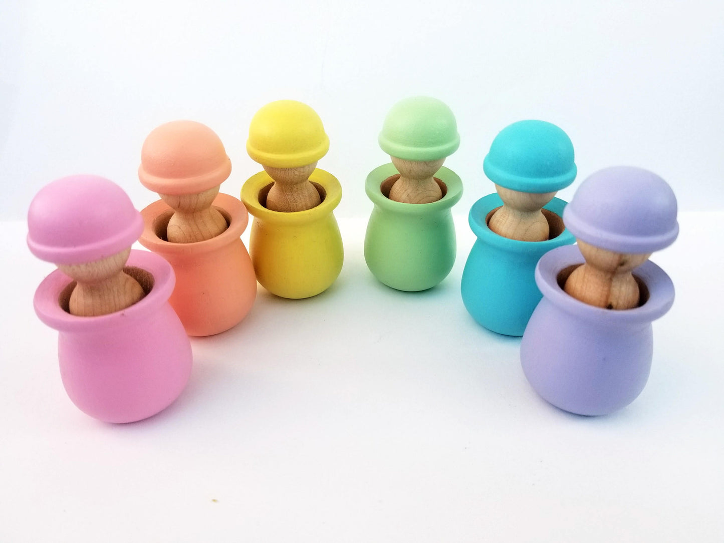 Pastel color matching peg dolls - Wonder's Journey