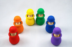Color matching peg dolls - Wonder's Journey